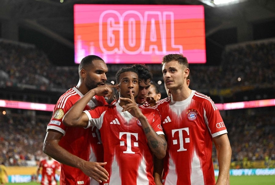 Bayern overcome battling Boca to reach Club World Cup last 16