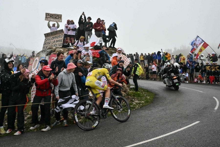 Tour de France stage modified over infected cattle