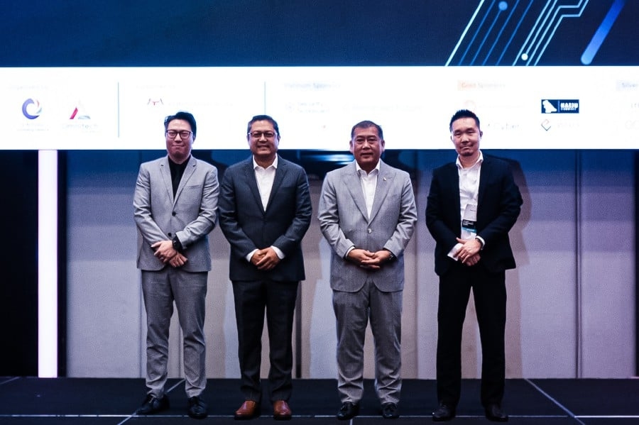 Tech summit underscores power of AI in innovation and defence