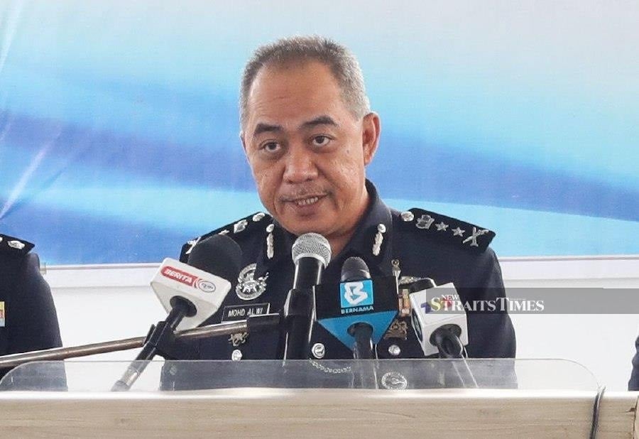 Police: Foreigners held in hypnosis scam may be part of syndicate