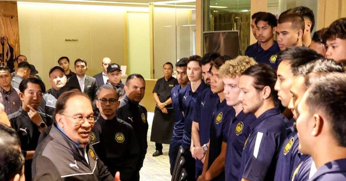 Anwar congratulates Harimau Malaya on 4-0 win over Vietnam