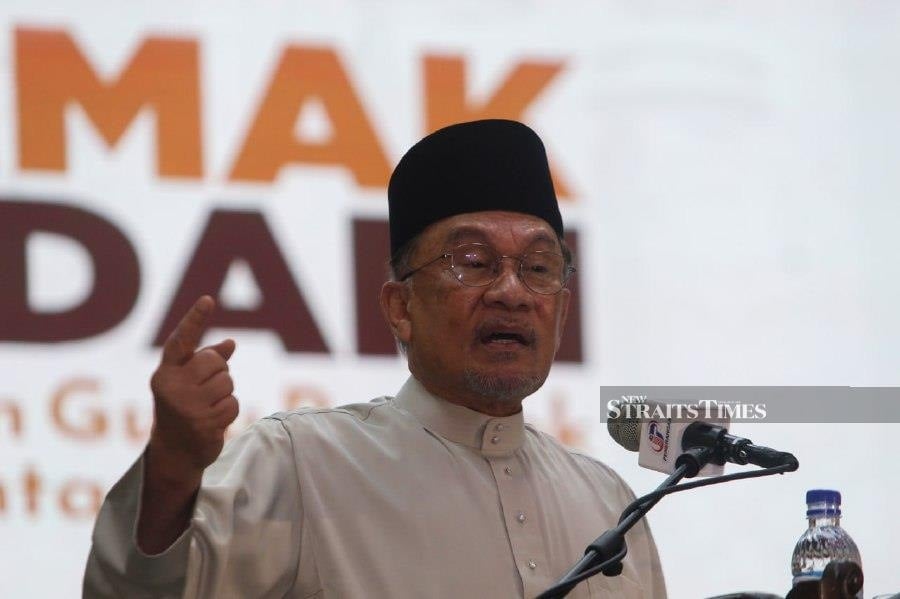 Anwar: Pondok teachers must master AI to stay relevant