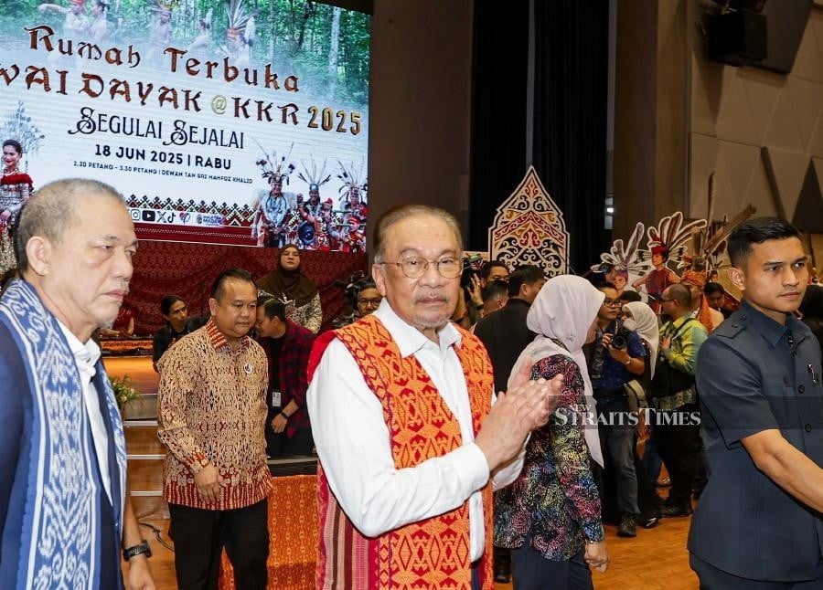 Anwar urges decisive action on youth drug and vape abuse