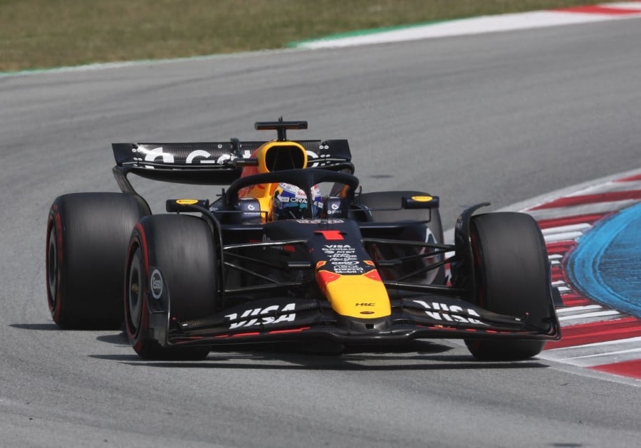 Verstappen punished after ramming into Russell