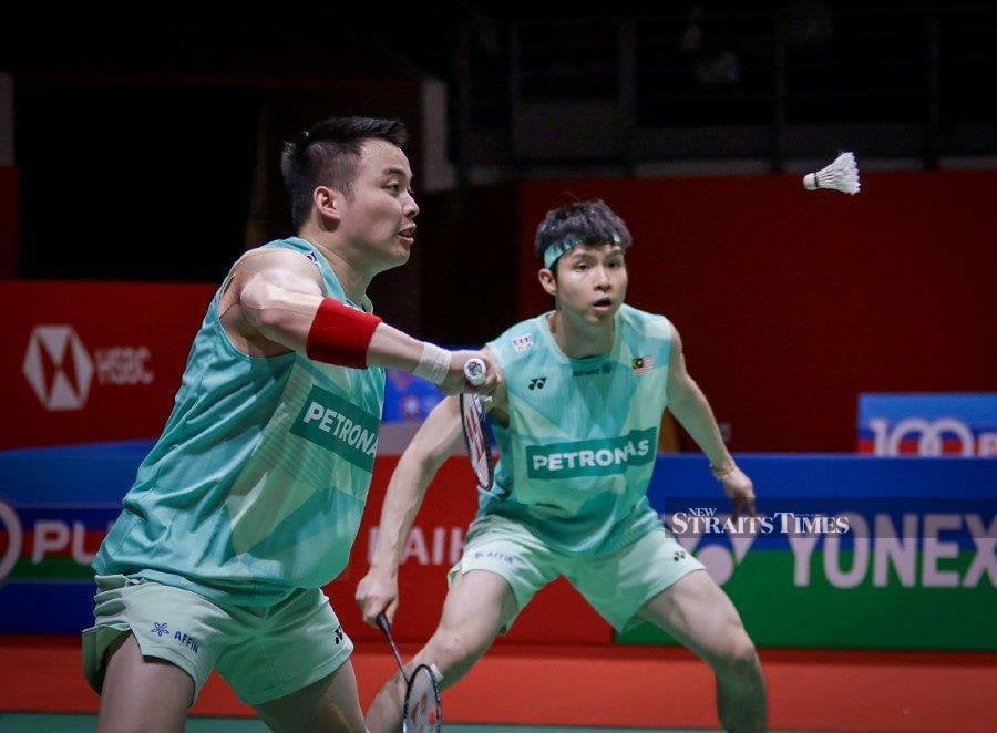 Aaron-Wooi Yik eye revenge in Singapore Open final