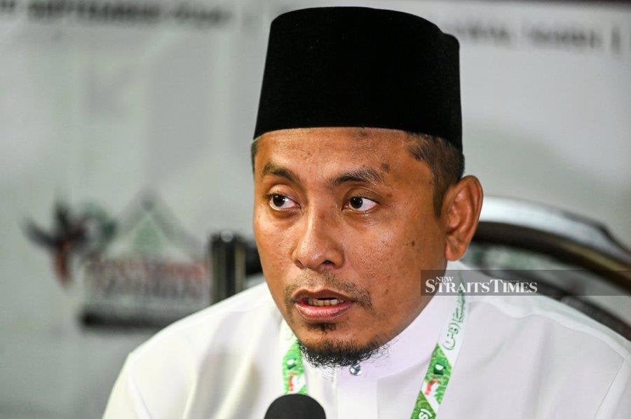 Pas man told to apologise over disrespectful remarks