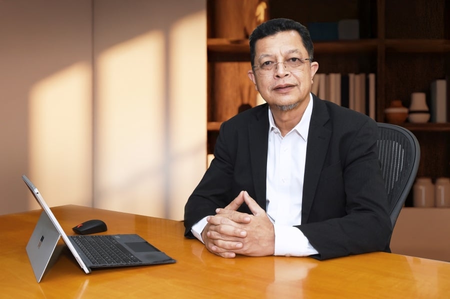 Proton names Ainol Azmi as covering deputy CEO, Roslan Abdullah stepping down