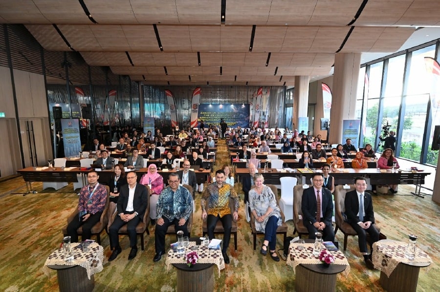 Asean and UK chart course for economic, cultural prosperity