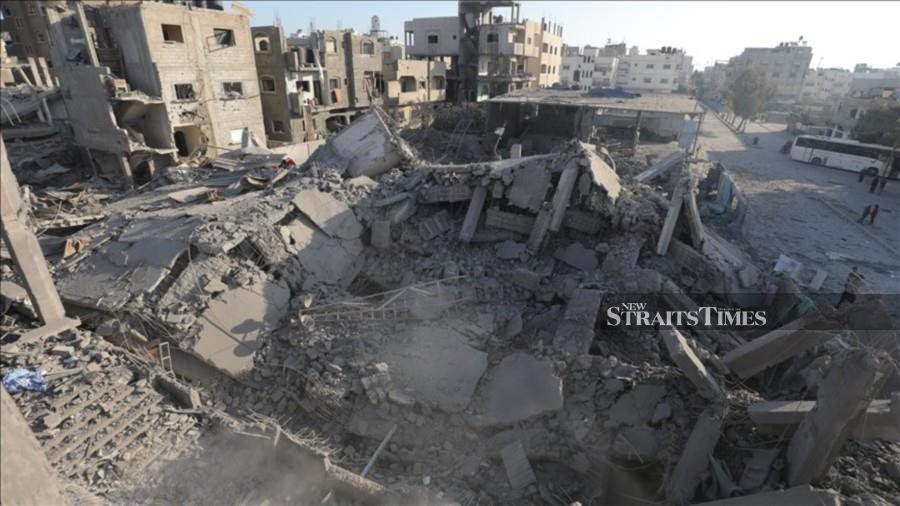 Israeli airstrike on Gaza mosque injures civilians in Nuseirat camp