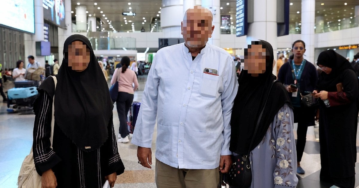 'A test of faith': Pilgrims recount harrowing haj ordeal after alleged scam