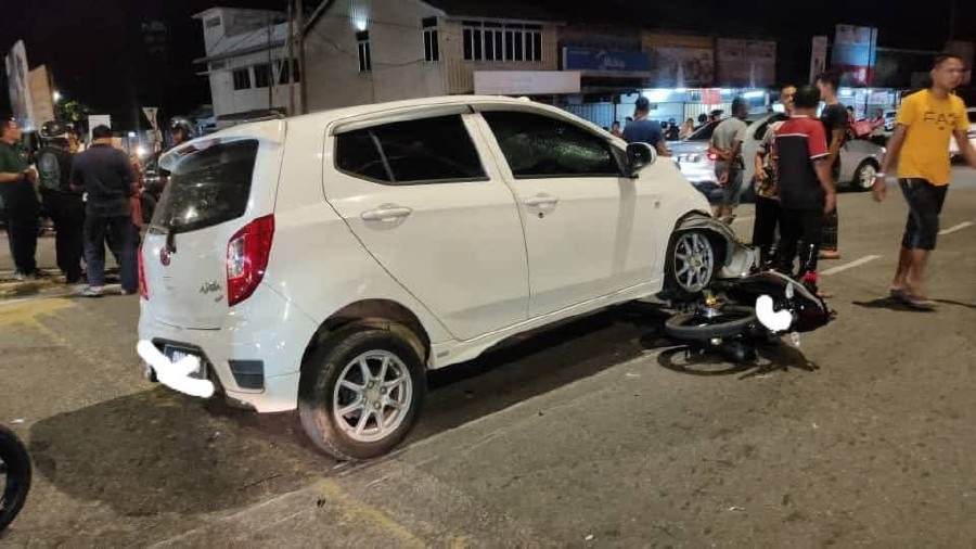 Guar Chempedak crash: Teen succumbs to injuries, cop under probe