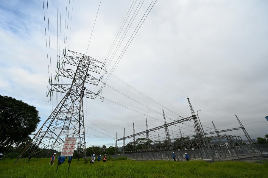 Smart electricity use and time management can cut utility bills