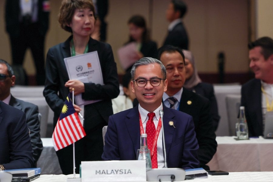 Fahmi congratulates TV3, Finas on anniversaries and contributions to country's media industry
