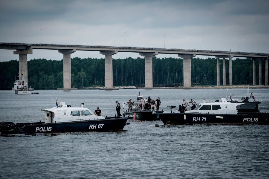 Police heli crash: All five onboard sent to hospital