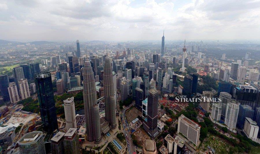 Trade growth target of up to 5pct still achievable: Tengku Zafrul