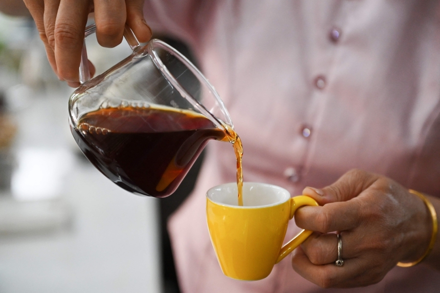 Chinese tea hub branches into coffee as tastes change