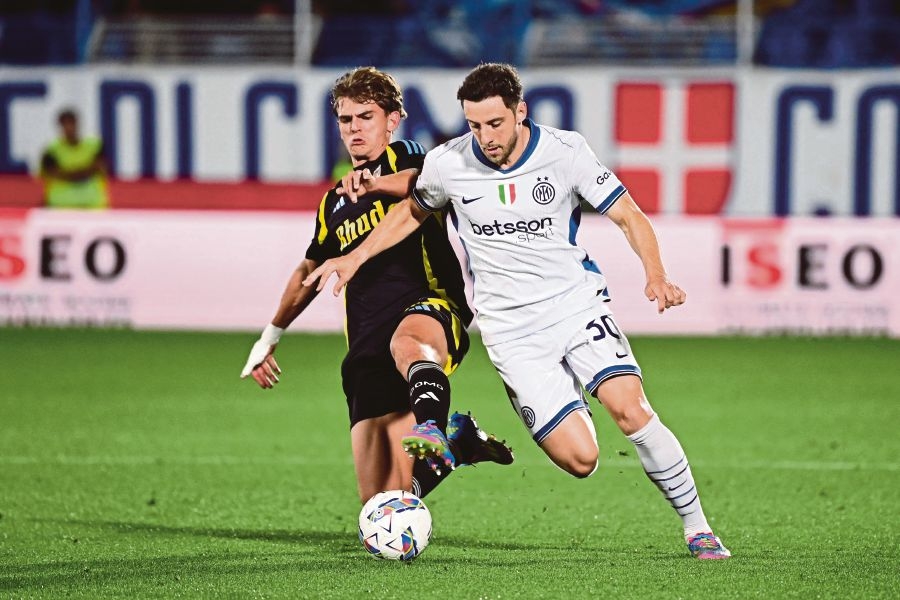 Inter must focus on European dream after Serie A blow, says assistant coach