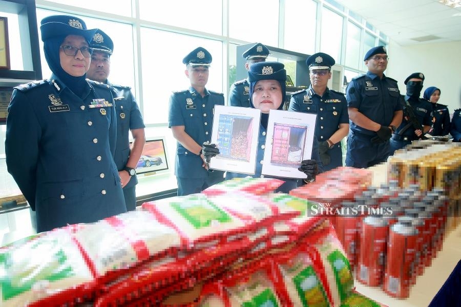 [UPDATED] Customs seizes RM1.64mil worth of smuggled scrap metal in Port Klang