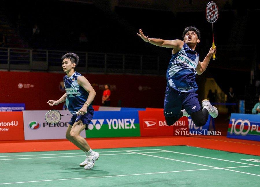 Hon Jian-Haikal topple top Thai pair