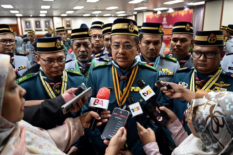 Terengganu MB steps down as Marang Pas chief, to focus on GE16