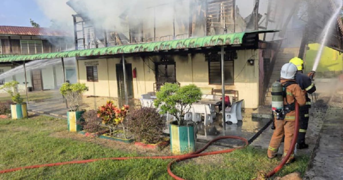 55 students escape dorm fire after going to surau for prayers