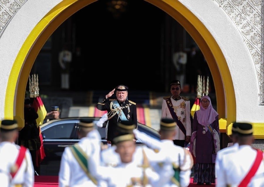 King to embark on Royal tour across federal territories