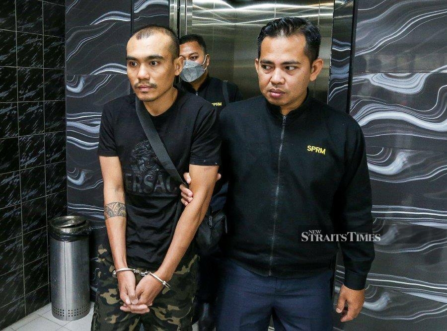 RM95 bribe to policeman costs Myanmar restaurant worker RM5k fine