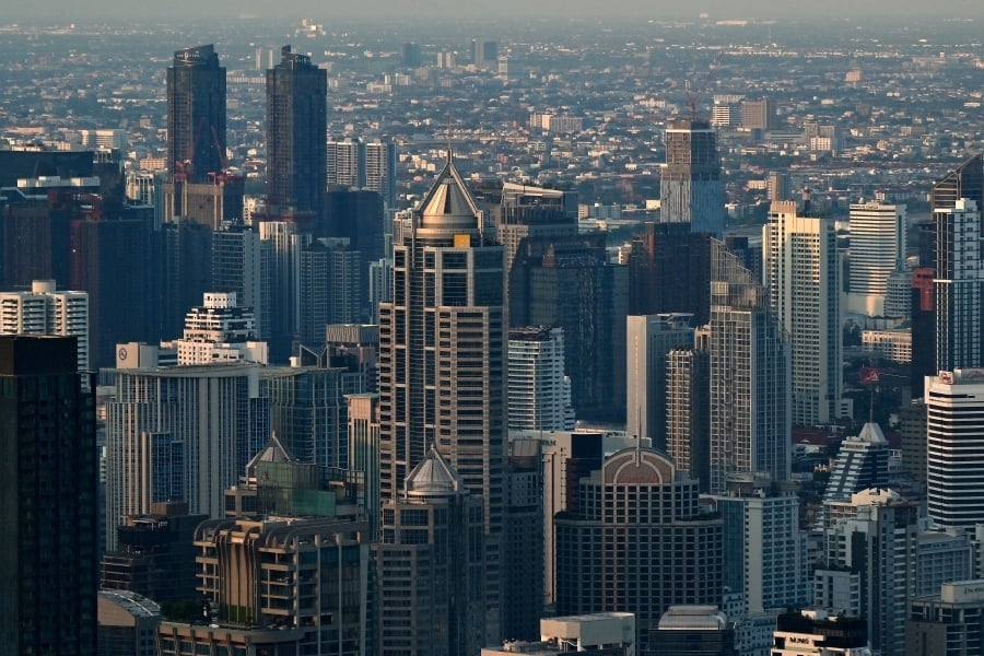 Thai government on brink after coalition partner pulls out