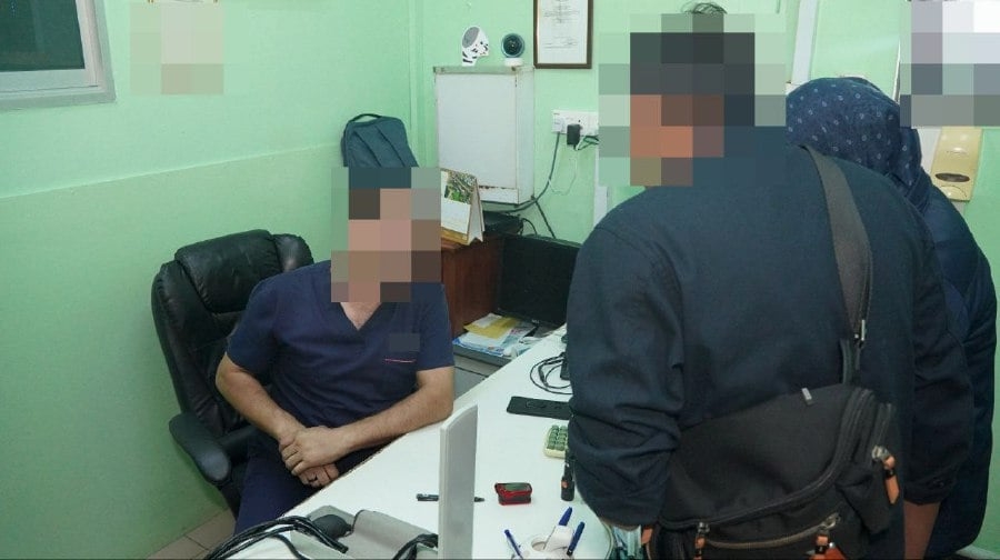 'Dr Maleeq' and 5 others arrested in raid on illegal clinics