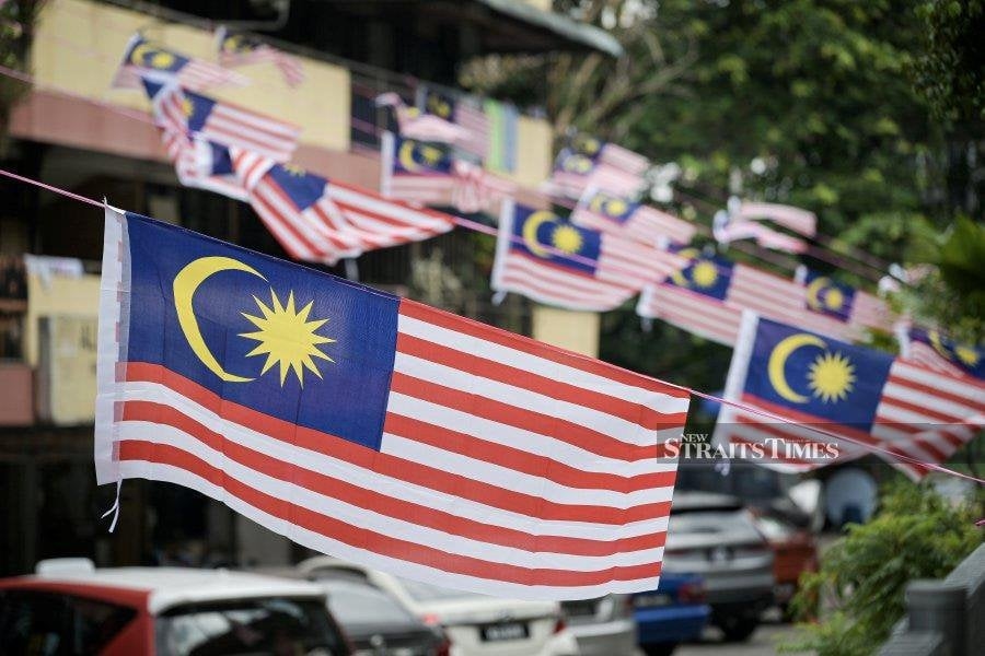 Umno urges firm action over improper display of Jalur Gemilang