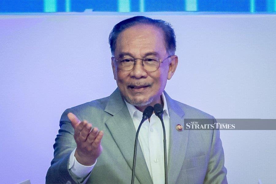 PM: Bank Negara, financial institutions must clarify fiscal measures, counter misinformation
