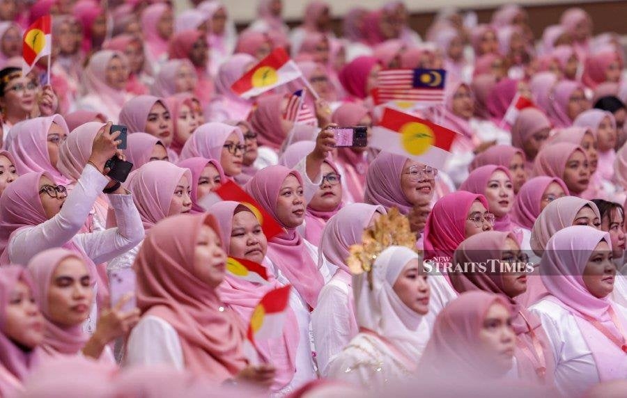 Puteri Umno steadfast backbone of Umno's struggle