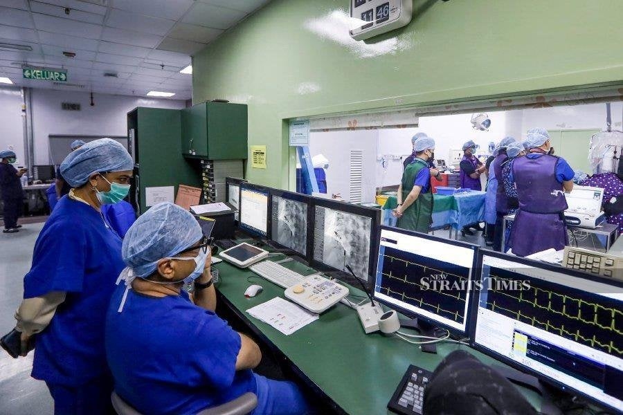 Hospital staff shortage, Pan Borneo highway status among focus at Dewan Rakyat today