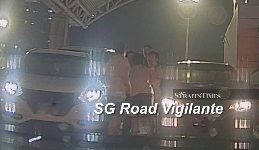 Singaporean drivers clash in road rage incident at Johor CIQ