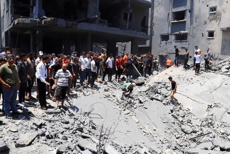 Gaza death toll nears 54,800 as Israel strikes continue during Aidiladha
