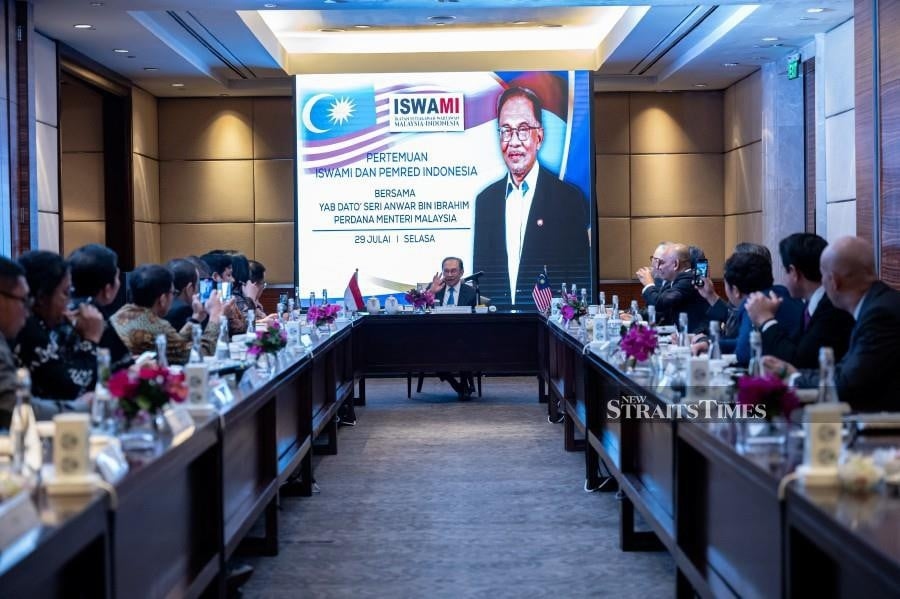 Malaysia committed to diplomacy, legal path on maritime borders: Anwar