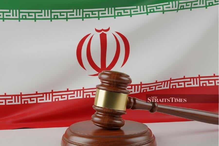 Iran amputates hands of two convicted thieves