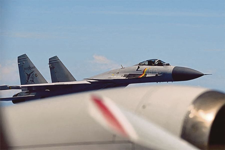 Chinese jets fly as close as 45 metres to Japanese patrol planes in Pacific