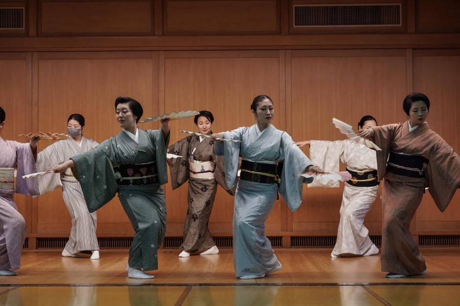 Century-old Tokyo geisha festival revives dying art