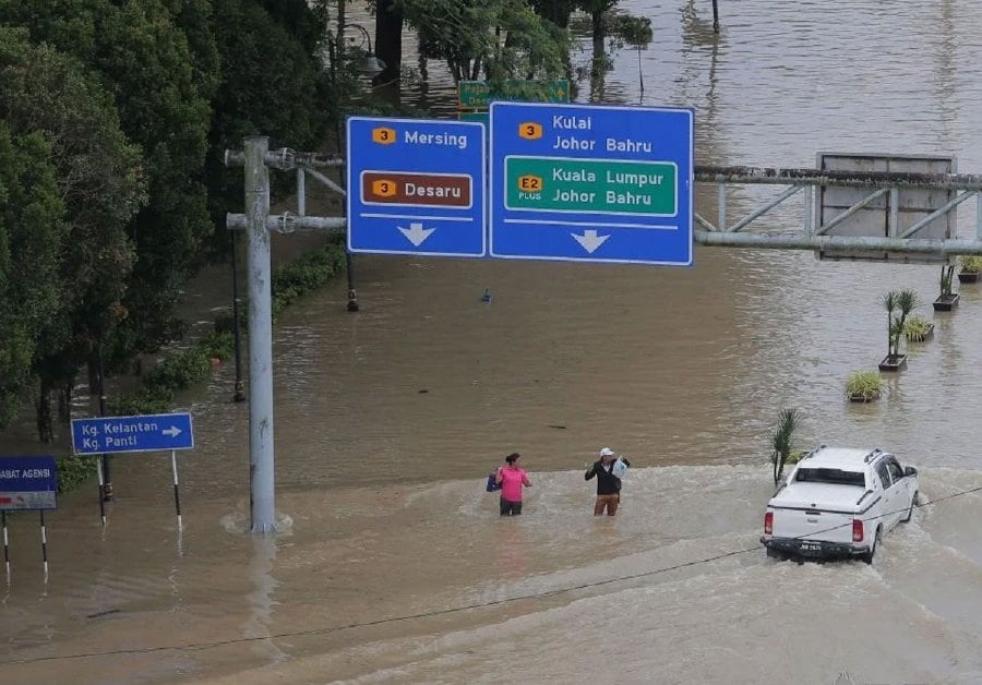 Johor allocates RM213mil for 353 flood management projects
