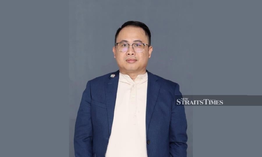 People must benefit from good growth figures, says academician