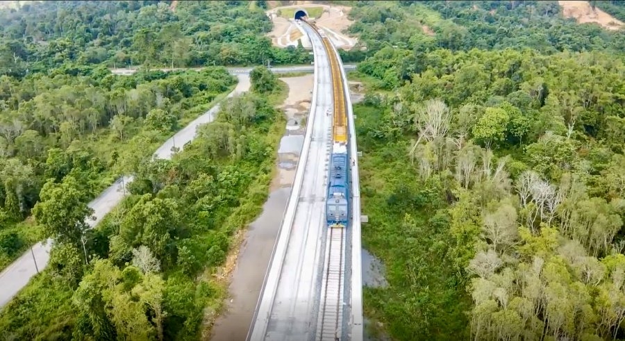 Extend ECRL to Sungai Golok to boost Malaysia-Thailand teade: Thai envoy