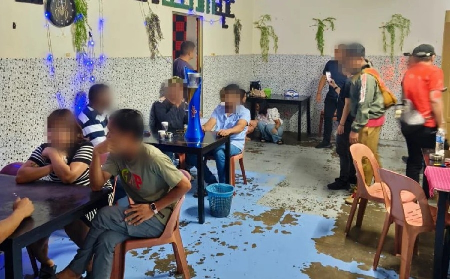 20 held in illegal KTV lounge raid catering only to Myanmar nationals