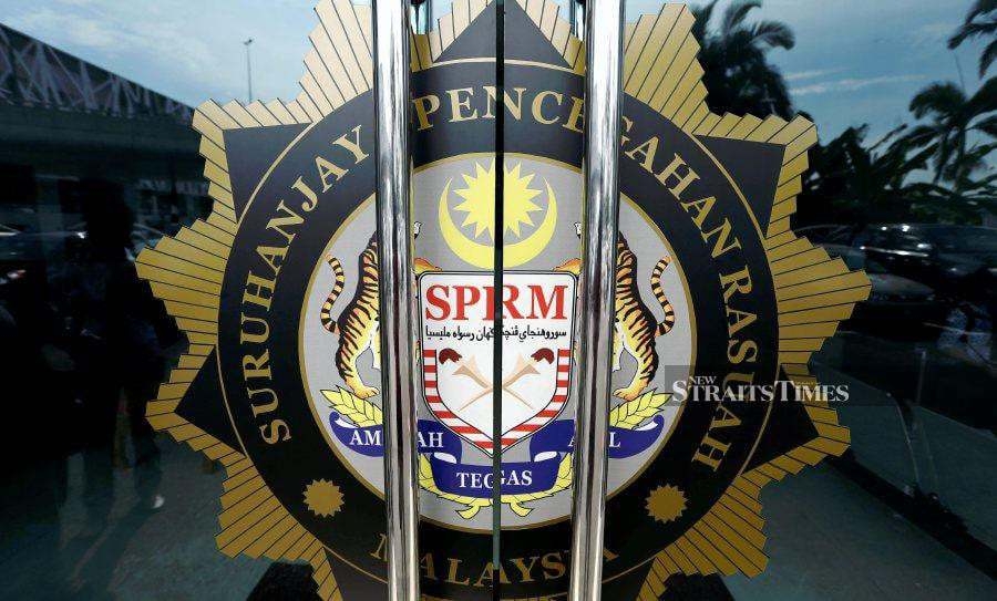 Sabah graft probe: Sindumin assemblyman Yusof Yacob seen at MACC HQ
