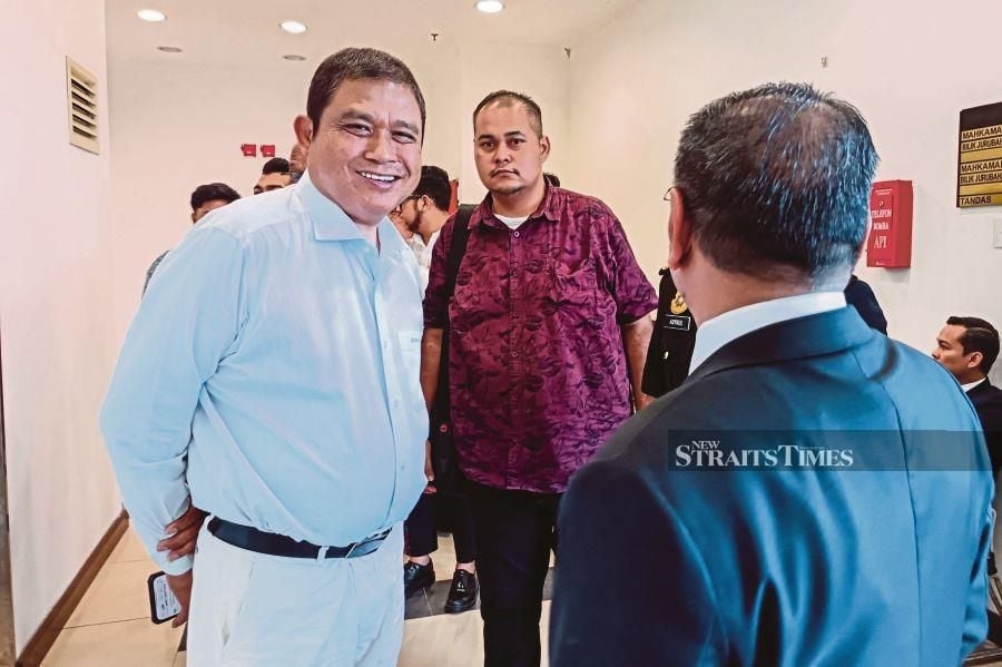 [UPDATED] Former Senate deputy president charged with accepting bribes, luxury cars