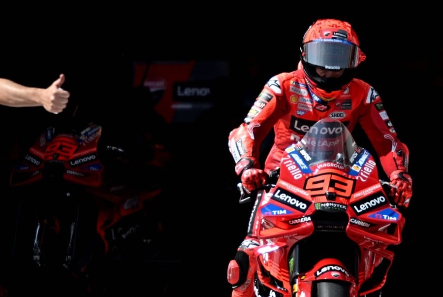 Series leader Marc Marquez takes Aragon MotoGP pole