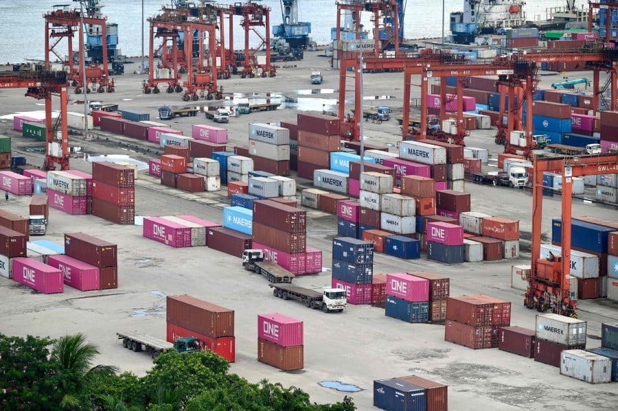 EU approves counter-tariffs on US goods, says trade deal within reach
