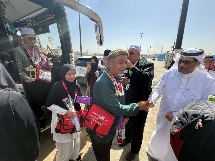 First batch of Malaysian haj pilgrims arrive in Madinah