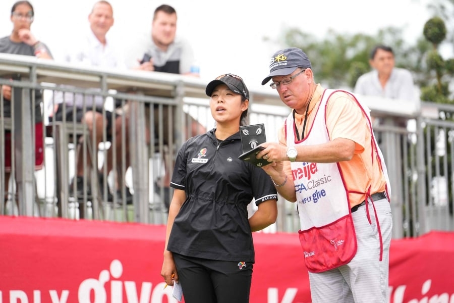 Mi Hyang Lee cards 64; field flourishes at Meijer LPGA Classic