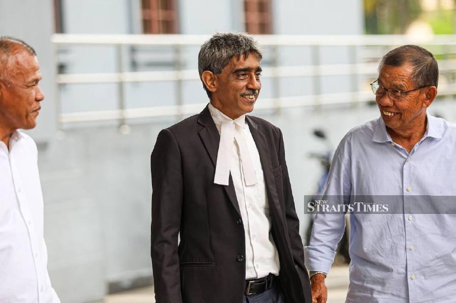 Not Bersatu's practice to pay its bureau chiefs, says Muhyiddin's ex-officer